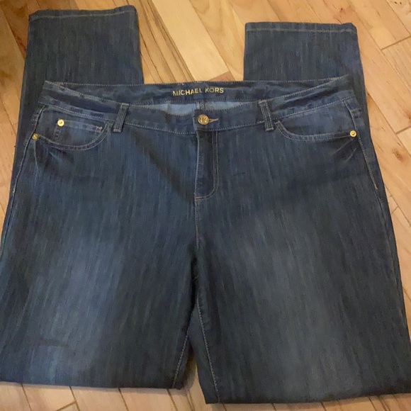 Women’s Jeans - Picture 4 of 7